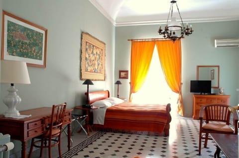 Double Room, Private Bathroom | Frette Italian sheets, premium bedding, down comforters, minibar