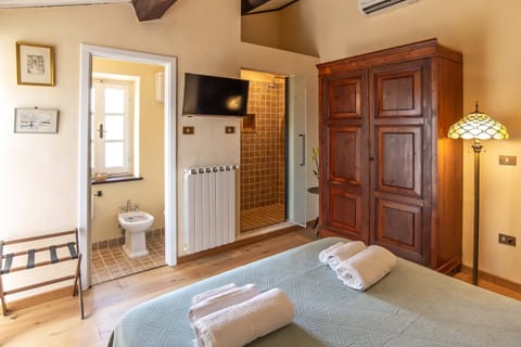 Free toiletries, hair dryer, slippers, bidet