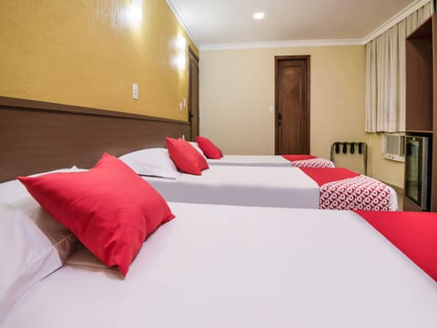 Standard Triple Room | Egyptian cotton sheets, premium bedding, memory foam beds, minibar