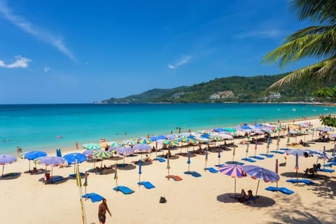 Beach nearby, beach towels