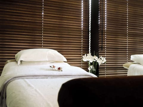 Couples treatment rooms, Turkish bath, reflexology, massages