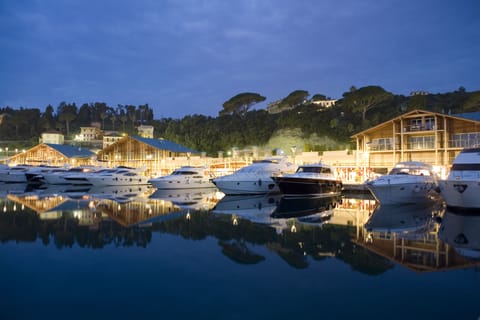 Marina