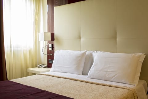 In-room safe, desk, blackout drapes, soundproofing