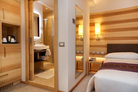 Double Room | Premium bedding, in-room safe, desk, soundproofing