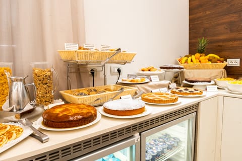 Daily buffet breakfast (EUR 15 per person)
