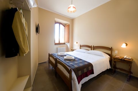 Classic Double Room | Free WiFi, bed sheets