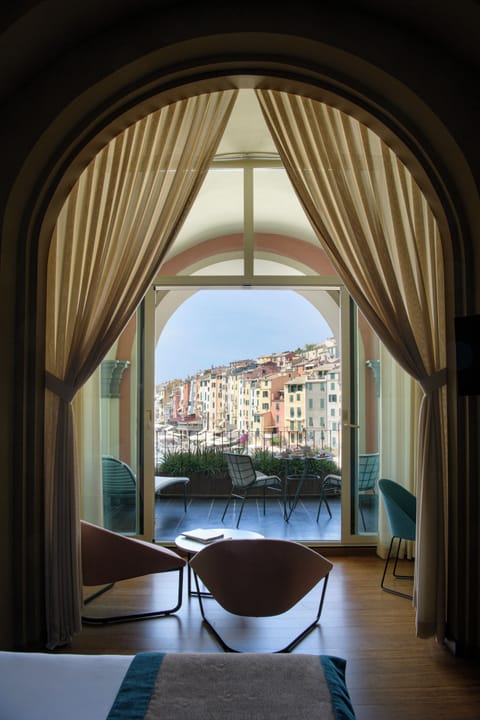 Junior Suite, 1 Queen Bed, Terrace, Sea View | Terrace/patio