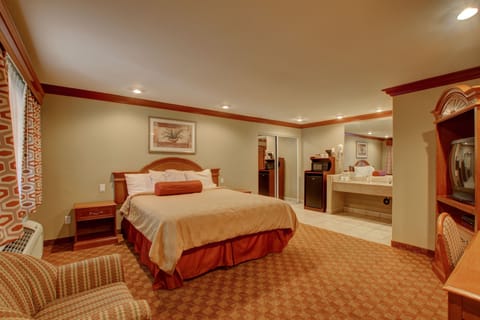 Superior Room, 1 King Bed | Premium bedding, pillowtop beds, individually decorated