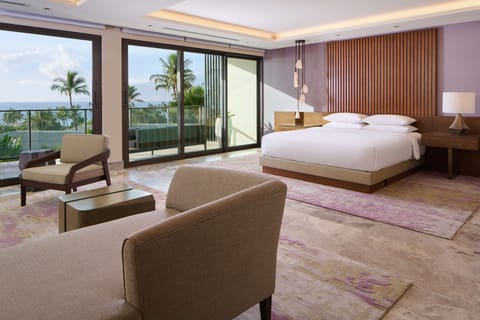 3 Bedroom Ilikai Penthouse, Ocean View (2 Kings and 2 Queens) | Premium bedding, down comforters, free minibar items, in-room safe