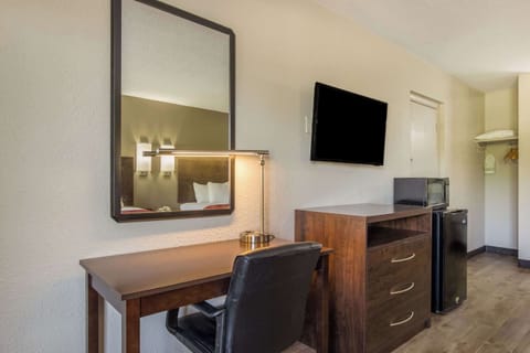 Desk, blackout drapes, iron/ironing board, free WiFi