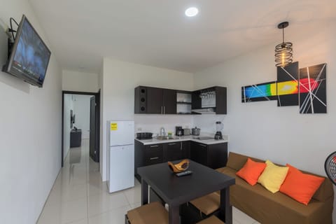 Deluxe Apartment, 1 Bedroom | 1 bedroom, free WiFi, bed sheets