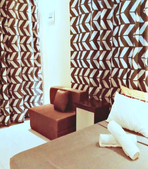 Double Room, Balcony, Sea View | Desk, free WiFi, bed sheets