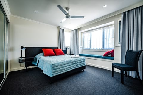 2 Bedroom Upstairs | Premium bedding, in-room safe, blackout drapes, iron/ironing board