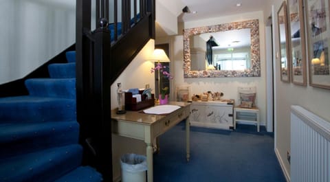 Combined shower/tub, free toiletries, hair dryer, bathrobes