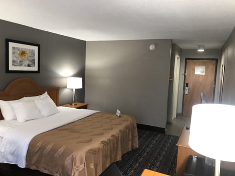 In-room safe, desk, iron/ironing board, rollaway beds