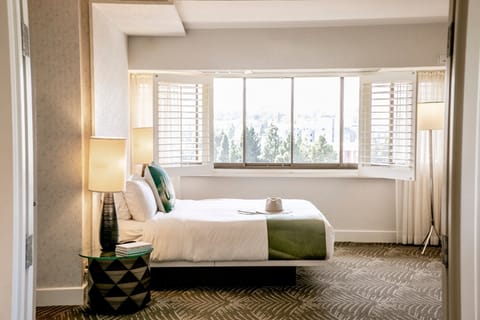 Marvelous Suite, Suite, 1 Bedroom, Non Smoking | Premium bedding, down comforters, pillowtop beds, minibar