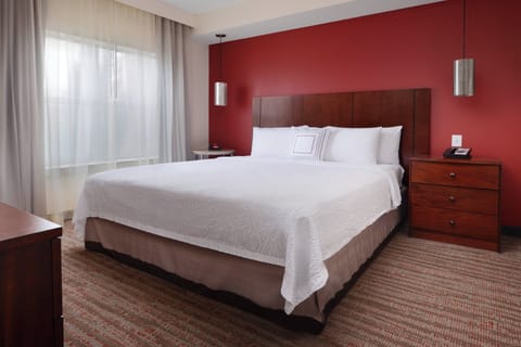 Suite, 1 Bedroom | Premium bedding, desk, laptop workspace, iron/ironing board