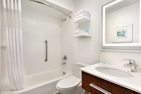 Standard Two Queen Beds | Bathroom | Free toiletries, hair dryer, bathrobes, towels