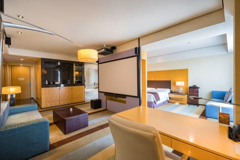 Junior Suite, 1 King Bed (Audio Visual) | Minibar, in-room safe, desk, iron/ironing board