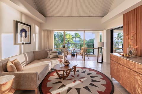 Reef Suite - Adults Only | Premium bedding, in-room safe, desk, laptop workspace