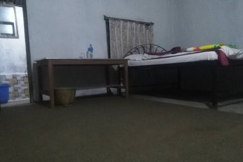 Basic Double Room | Free WiFi