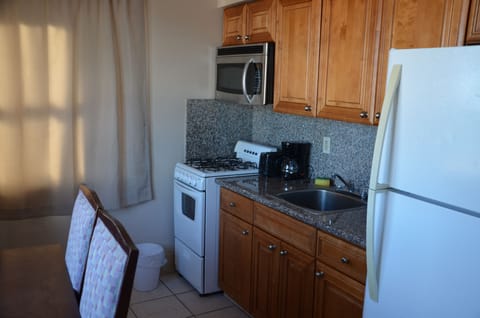 Standard Suite, 1 Bedroom, Ocean View | Private kitchen | Fridge, microwave, coffee/tea maker, toaster