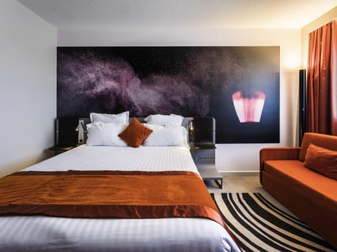 Classic Room, Multiple Beds | In-room safe, desk, blackout drapes, soundproofing