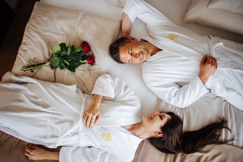 In-room safe, desk, free cribs/infant beds, free WiFi