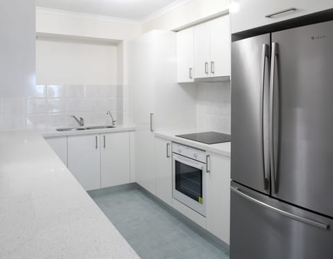 Standard Apartment, 2 Bedrooms | Private kitchen | Full-size fridge, microwave, oven, stovetop