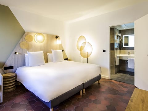 Superior Room, 1 Double Bed with Sofa bed | Minibar, desk, blackout drapes, soundproofing