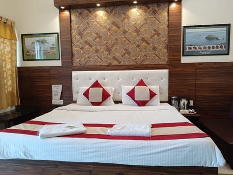 Standard Room (AC) | Premium bedding, in-room safe, free WiFi