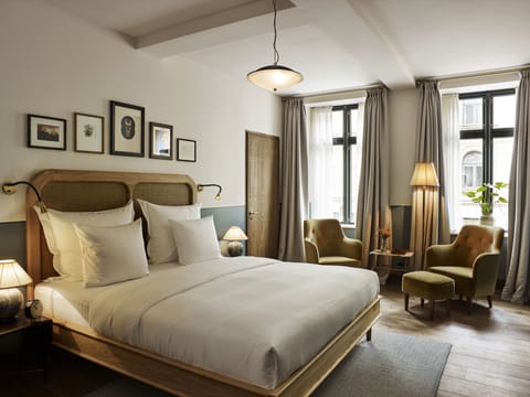 Sanders Bedroom | Premium bedding, down comforters, minibar, in-room safe