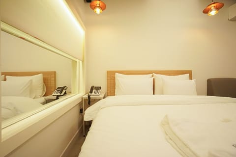 Standard Double Room | Down comforters, free WiFi, bed sheets