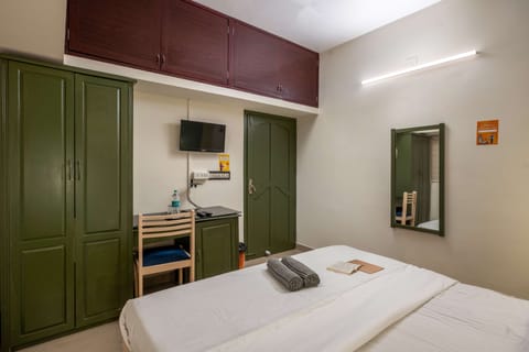 Private Room | Free WiFi, bed sheets