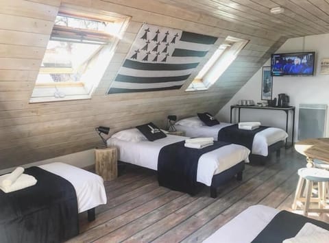 Family Room (Les Embruns) | 1 bedroom, premium bedding, bed sheets