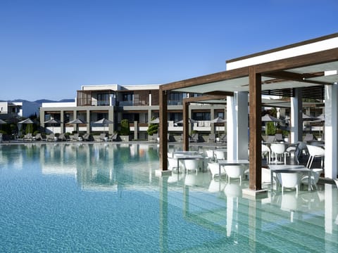 3 outdoor pools, cabanas (surcharge), pool umbrellas