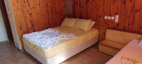 Bungalow (Triple) | Free WiFi, bed sheets