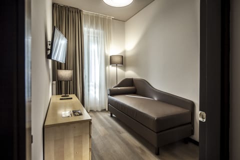 Superior Room | Minibar, in-room safe, desk, free WiFi