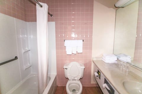 Standard Room, 2 Double Beds | Bathroom | Hair dryer, towels