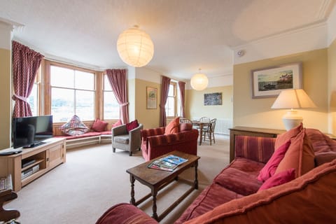 And from another angle. Through the window, you'll see something like this...