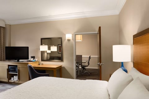 Room, 1 King Bed, Non Smoking (Conference Room) | Desk, laptop workspace, blackout drapes, soundproofing