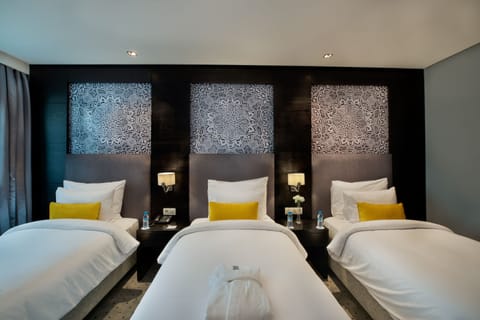 Deluxe Triple Room | 1 bedroom, Egyptian cotton sheets, premium bedding, minibar