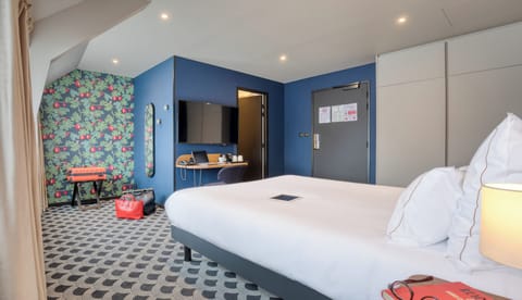 Executive Double Room | Desk, soundproofing, free WiFi