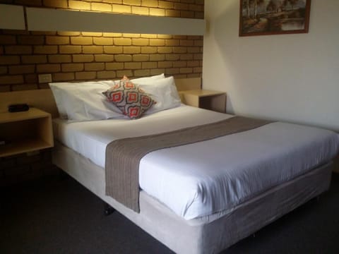 Double Room | Individually furnished, desk, soundproofing, iron/ironing board