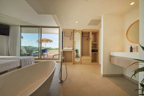 Grand Suite, Terrace (private pool) | Down comforters, minibar, in-room safe, desk