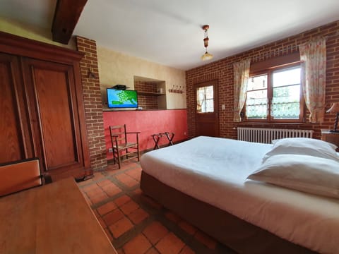 Double Room (Aubepine) | Minibar, desk, laptop workspace, free WiFi