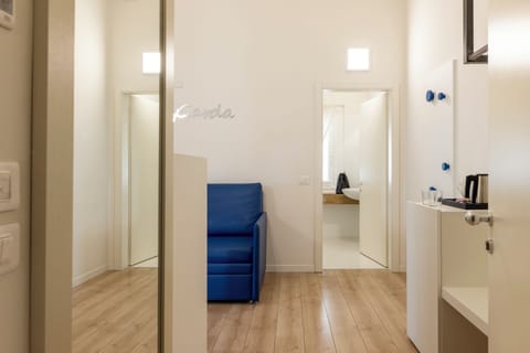 Frette Italian sheets, premium bedding, minibar, in-room safe