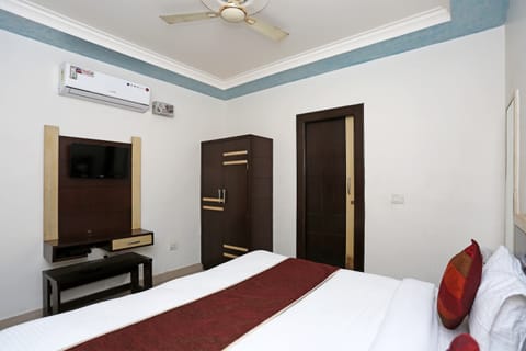 Double or Twin Room | Free WiFi, bed sheets