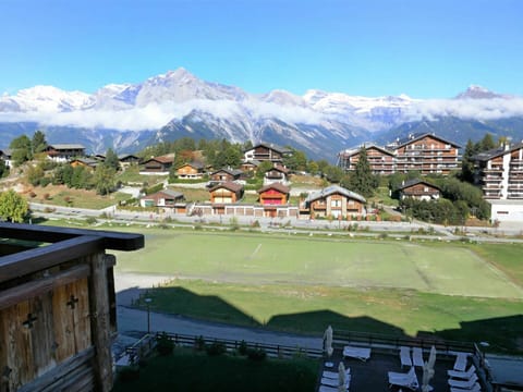 Sky, Mountain, Property, Building, Plant, Nature, Natural Landscape, Cloud, Highland, Land Lot