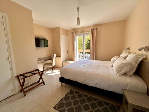 Premium bedding, Select Comfort beds, soundproofing, iron/ironing board